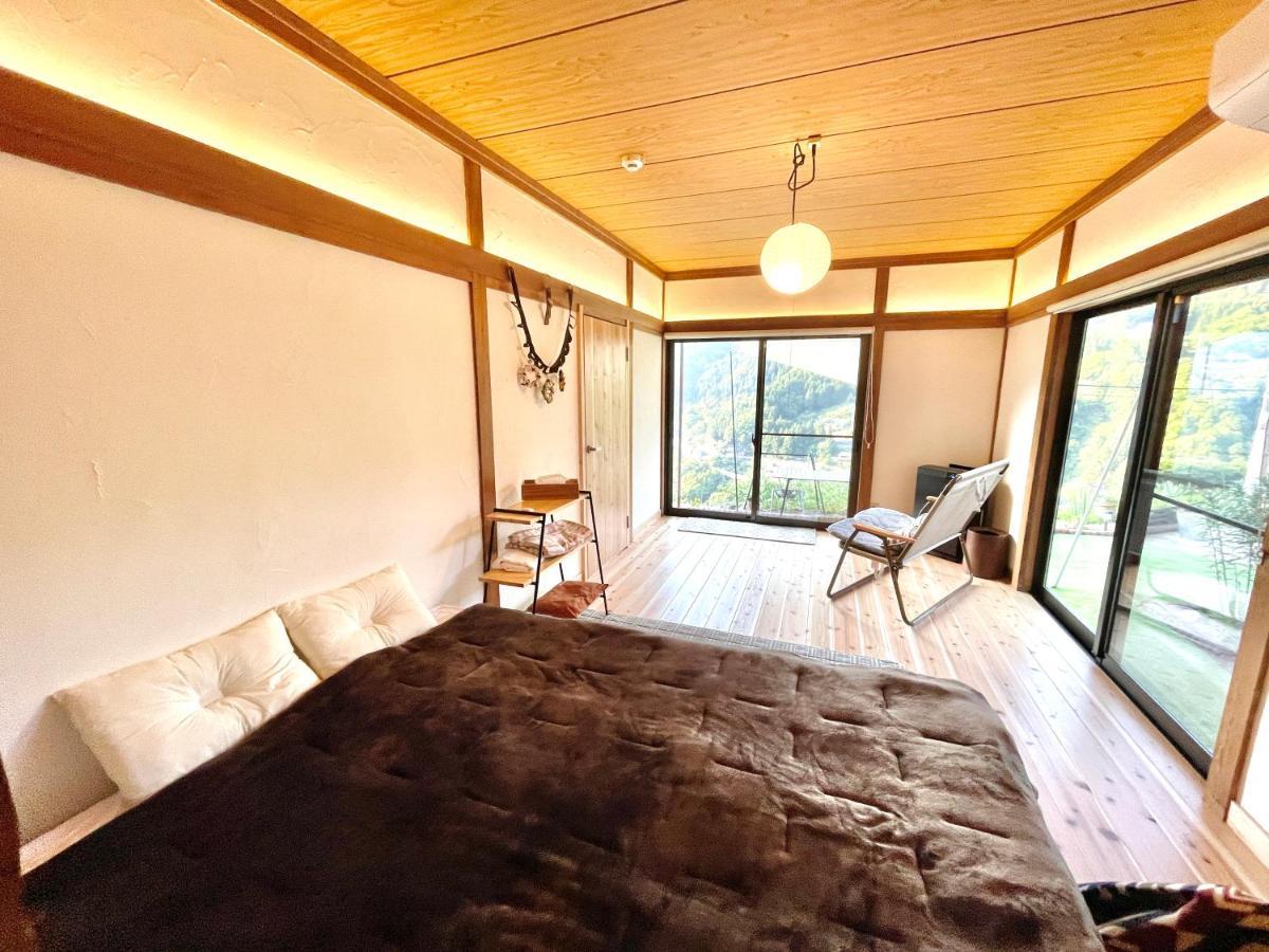 Hotel 古民家グランピングmatoba Miyoshi  Zewnętrze zdjęcie